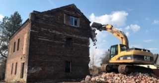 Демонтаж кирпичного дома Торжок, цена от 2988 руб.