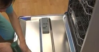 Демонтаж встроенной посудомоечной машины в Торжке - Сварной-Трж от 1049 рублей